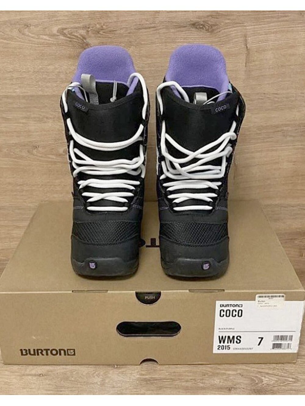 NEW! Burton Coco Womens Snowboard Boots! Size 7  Black & White  Traditional Lace